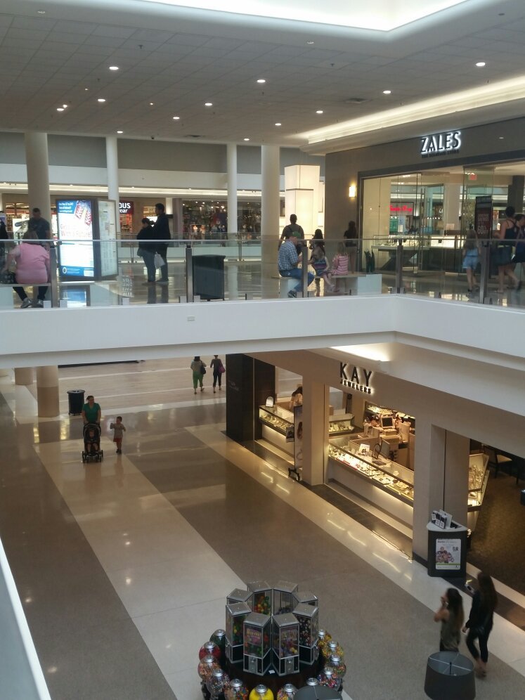 YORKTOWN CENTER (Lombard) Ce qu