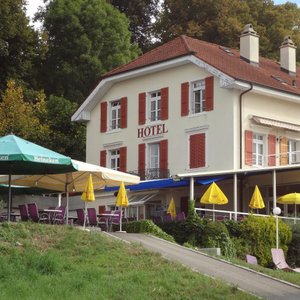 Terrasse avec vue panoramique sur Delémont