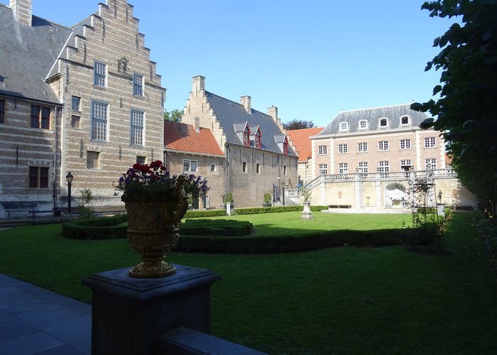 Markiezenhof historische tentoonstelling over Bergen op Zoom  