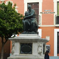 Monumento a Juan Martínez Montañés