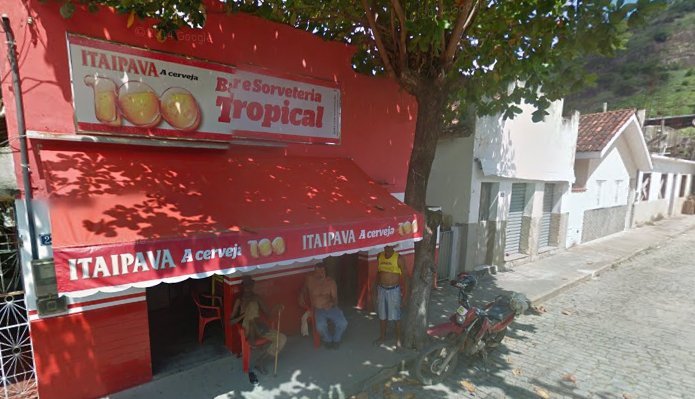 Frente do Bar e Sorveteria Tropical