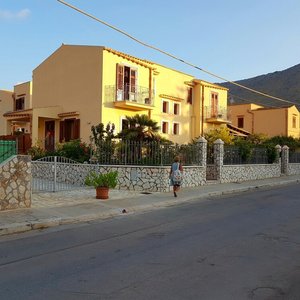 Sapori, profumi, colori ed ospitalità familiare della Sicilia. Vacanze da ricordare e rifare. Gr