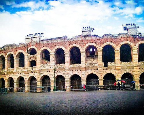 Verona Italy Attractions, Map & 16 Things to See