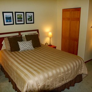 Bedroom in Captain Morgan's Suite