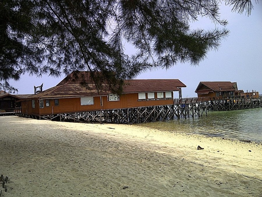 Derawan Beach Cafe Cottage Resort Reviews Derawan Islands Tripadvisor