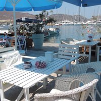 Cafe Ceri