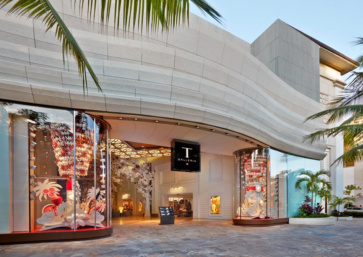 DFS Waikiki store reopens with largest beauty hall in Hawaii