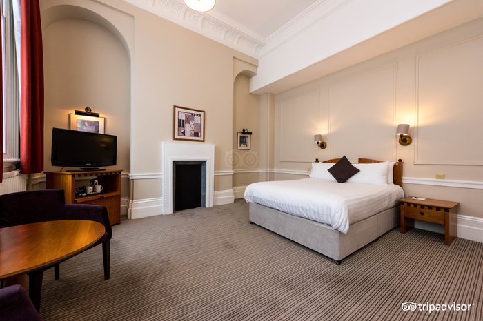 The Suite Cardiff City Centre Private Parking in Cardiff: Find Hotel  Reviews, Rooms, and Prices on