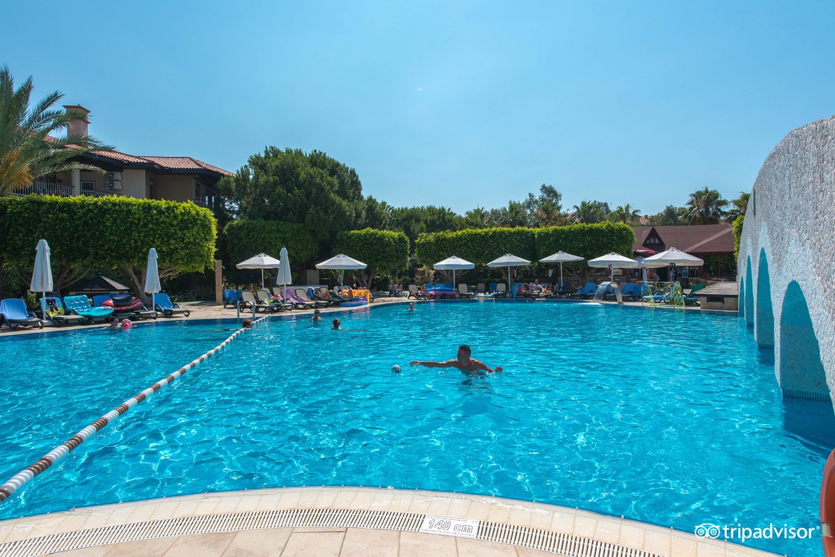 Club Grand Side Pool: Pictures & Reviews - Tripadvisor