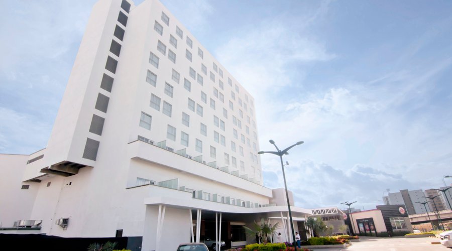 Fachada Biotel Suites Barquisimeto