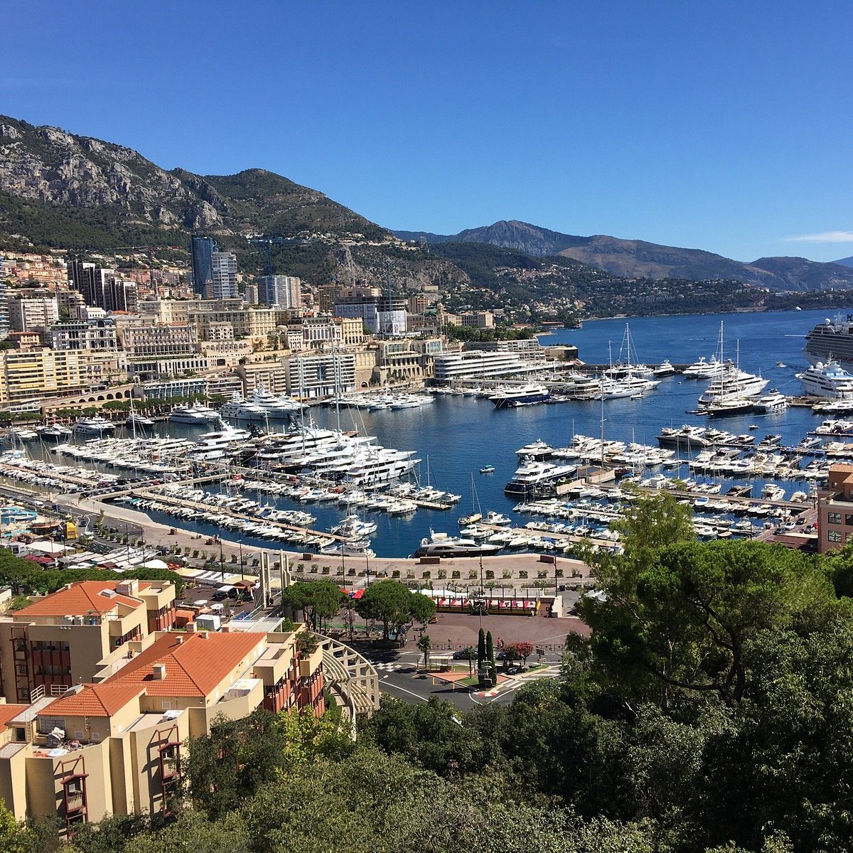 Here's What It's Like To Attend The Monaco Grand Prix As A VIP