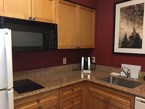 Souvenir and Gift SHop - Picture of Residence Inn Washington National Mall,  Washington DC - Tripadvisor