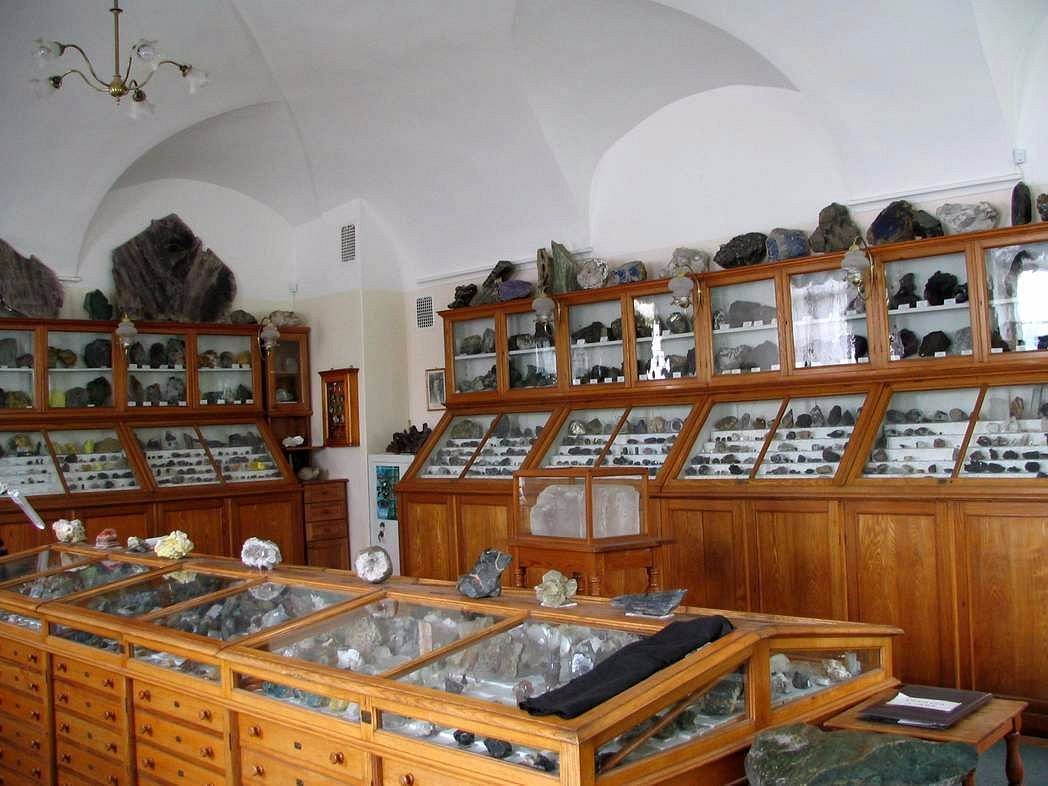 Минералогический музей в Санкт-Петербурге