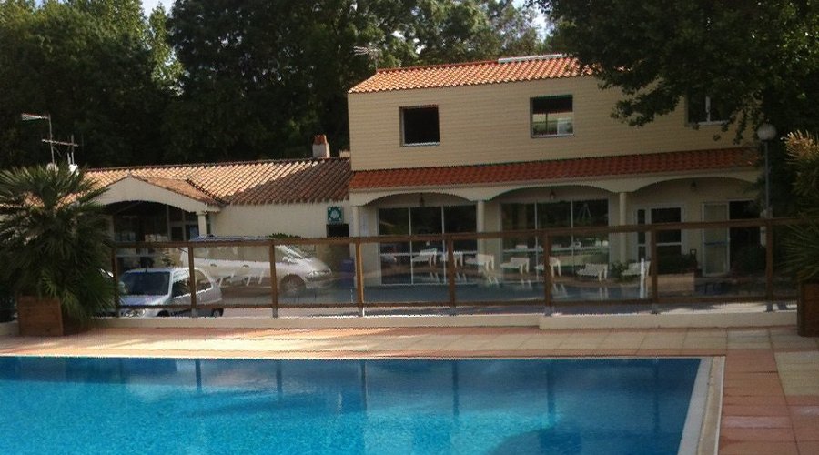 Piscine Camping le Marais Neuf