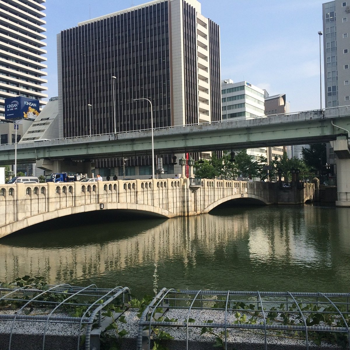 Осака мост. Красный мост в Осаке. Katsuoji Bridge Osaka. Мост 2024