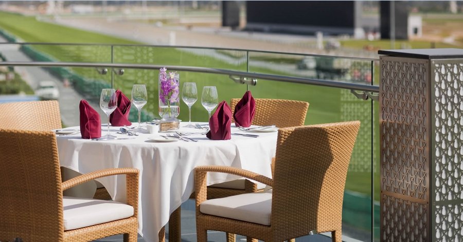 Terrace with views of the Dubai Racecourse