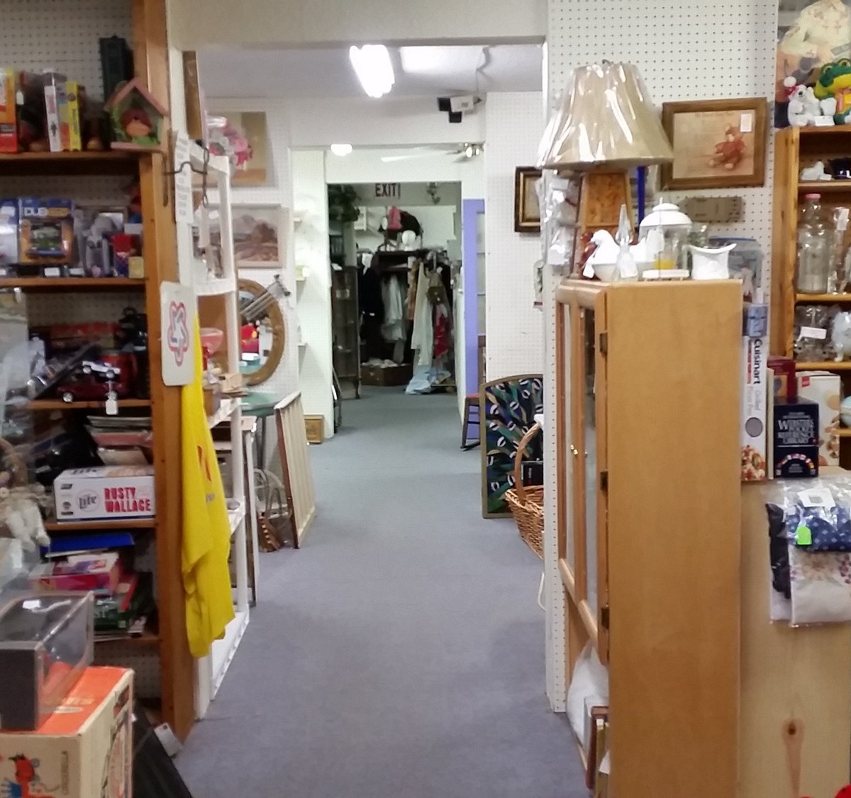 LIBERTY ANTIQUE MALL - All You Need to Know BEFORE You Go