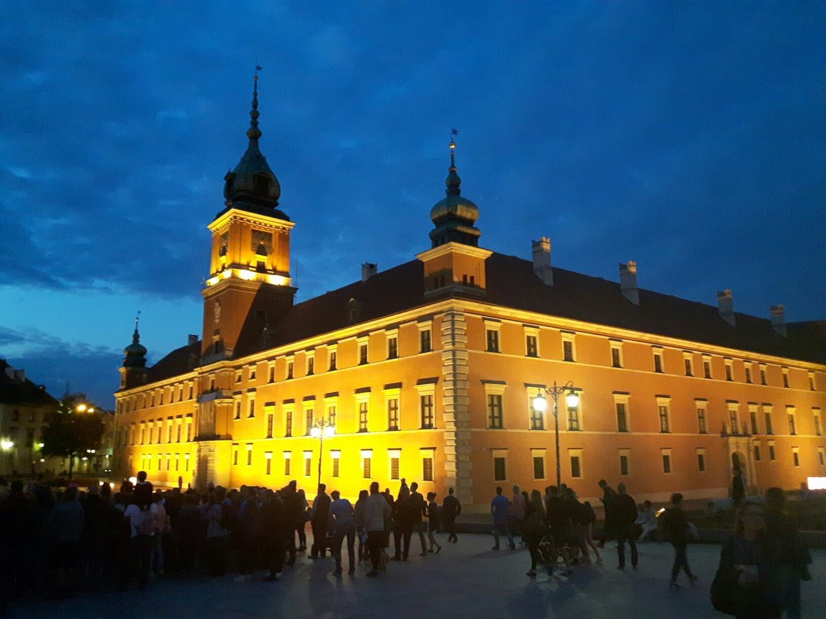 Castle Square (Plac Zamkowy), Варшава: лучшие советы перед посещением -  Tripadvisor