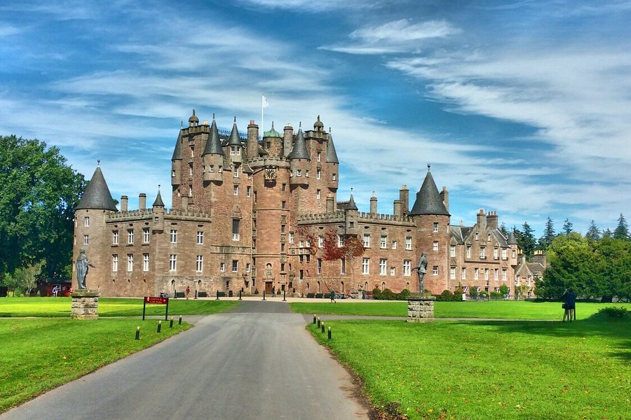 visit glamis castle scotland