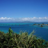 古宇利大橋が一望出来ます。