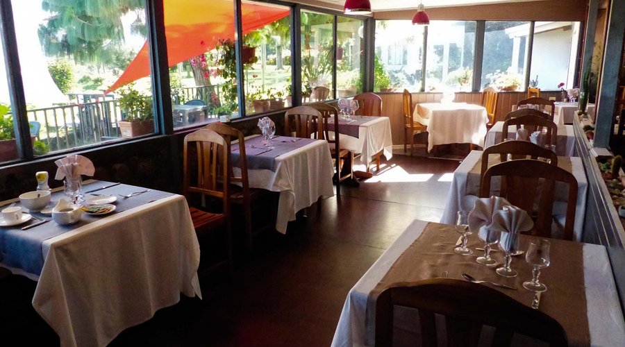 Salle du restaurant et du petit déjeuner