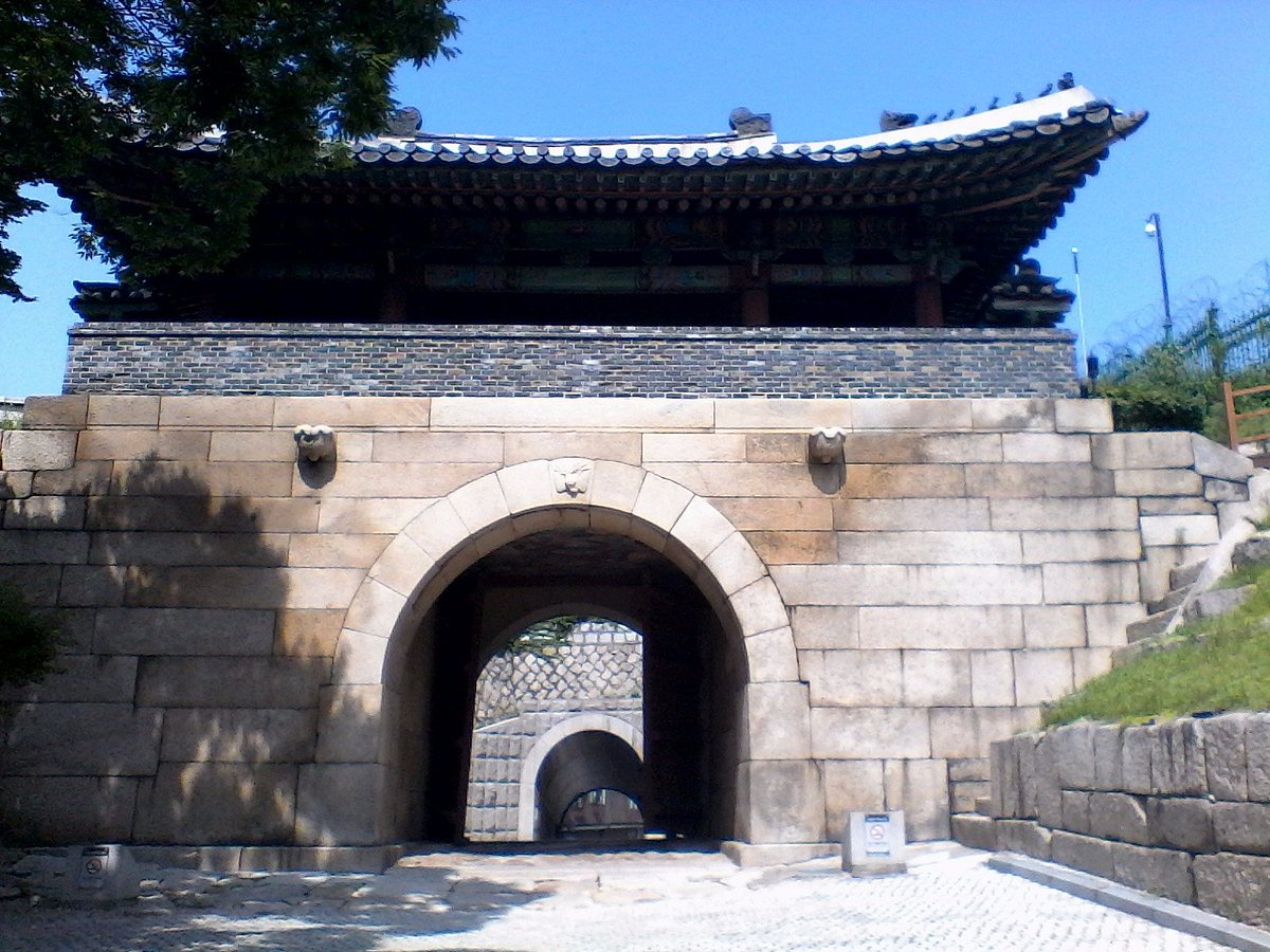 Changuimun Gate (Jahamun Gate), Сеул: лучшие советы перед посещением -  Tripadvisor