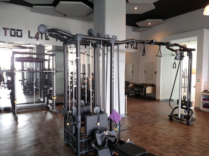 breathless riviera cancun gym