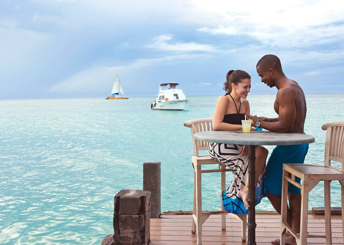 Hyatt Regency Aruba Resort Spa and Casino, hotel in Aruba