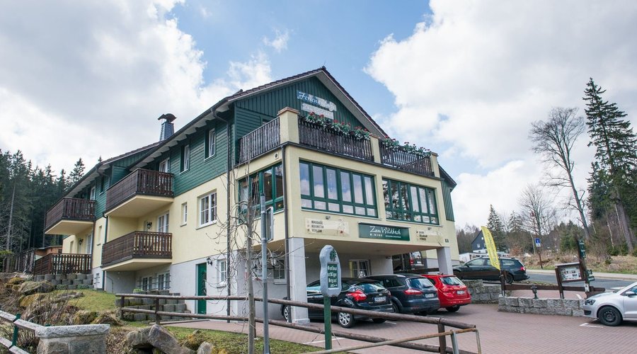 Haupthaus der Ferienanlage Zum Wildbach