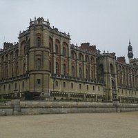vue du chateau depuis le parc