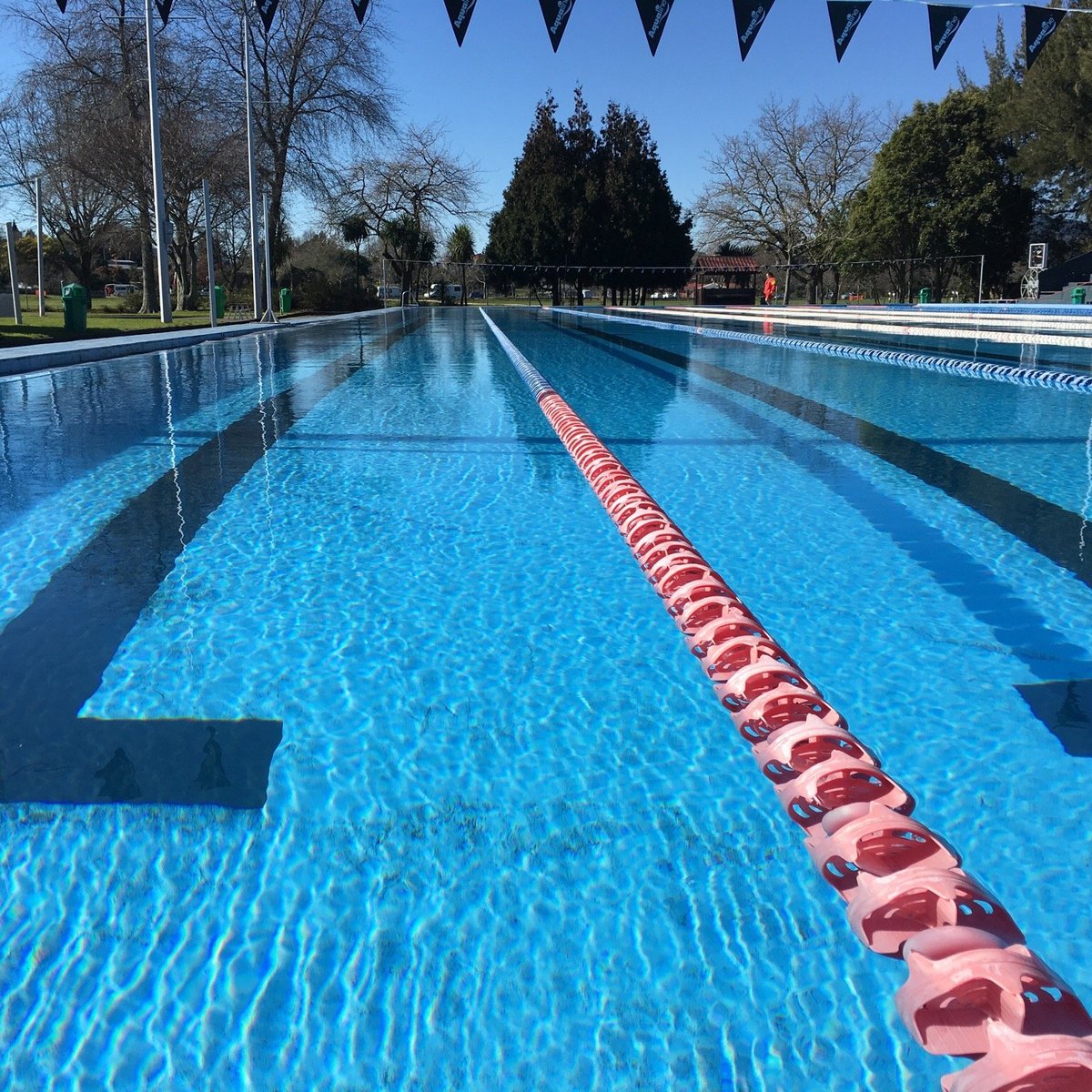 rotorua-aquatic-centre-all-you-need-to-know-before-you-go