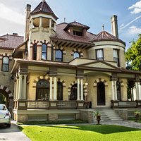 This home is on Washington St.