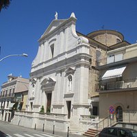 Facciata in travertino