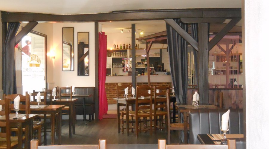 Photo intérieur salle de 70 couverts