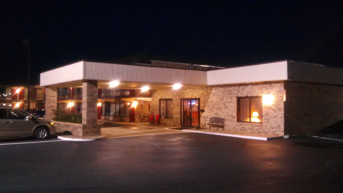 PARIS INN & SUITES - Prices & Hotel Reviews (TN)