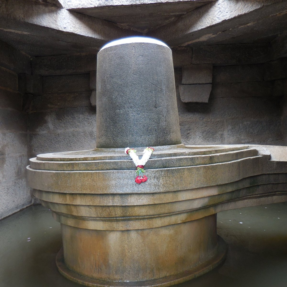 Shivlinga, Hampi