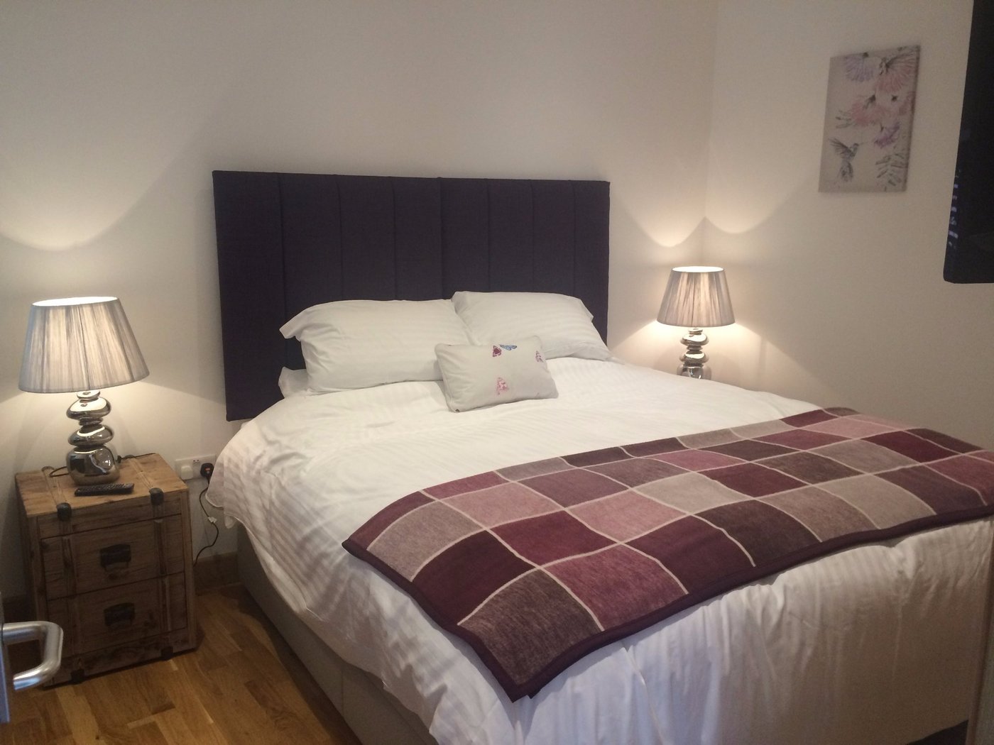 THE RADNOR ARMS (Malmesbury) - Inn Reviews, Photos, Rate Comparison ...