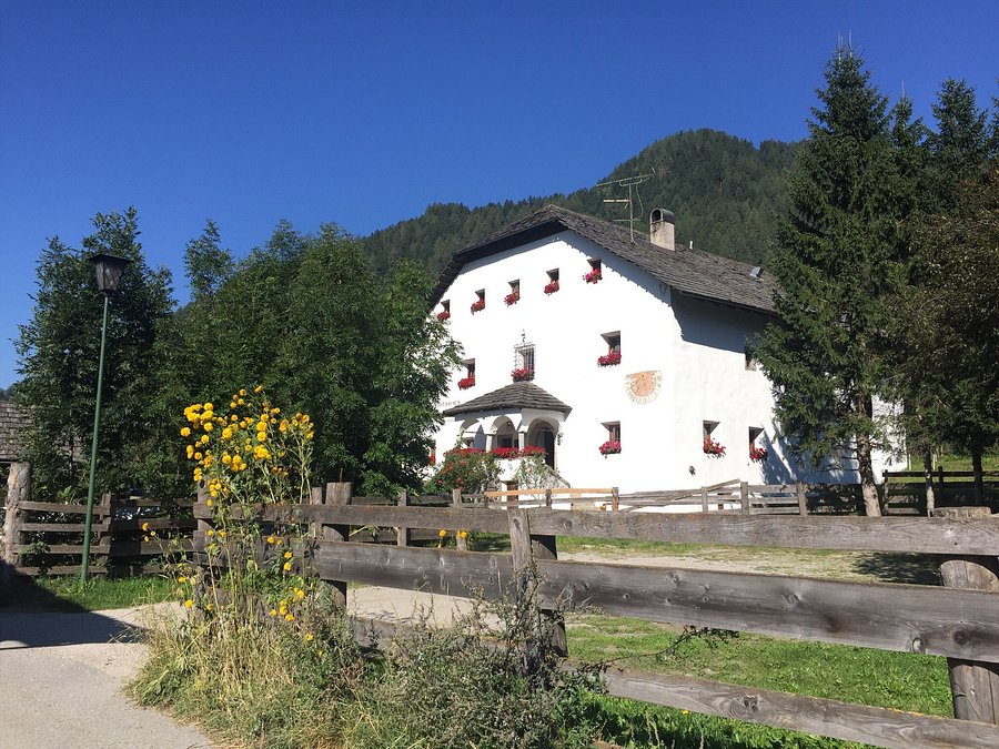 ANSITZ GOLLER Pensione (Rasun di Sopra, Rasun Anterselva ...