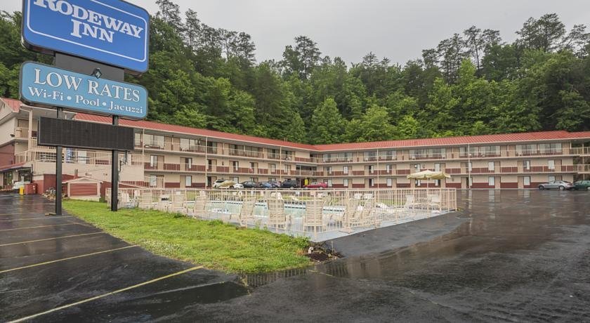 Bear Mount Inn & Suites (Pigeon Forge, TN) : avis et tarifs 2022