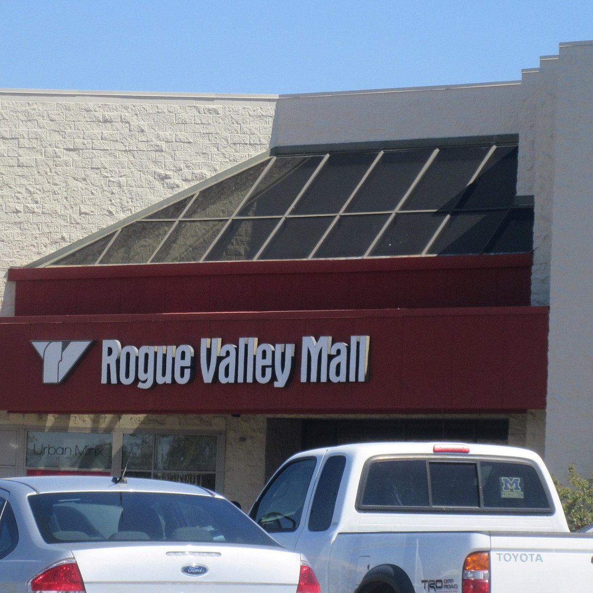 Rogue Valley Mall (Medford) All You Need to Know BEFORE You Go