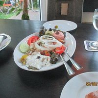Vorspeisenplatte Pikilia - lecker!