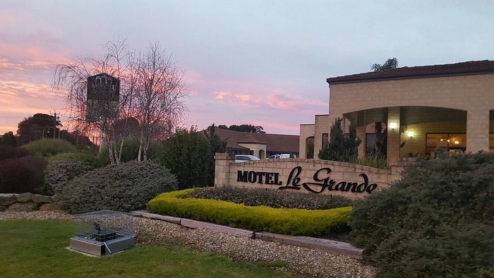 Motel Le Grande Motel Le Grande