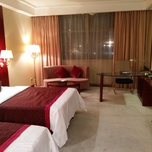 Spacious room