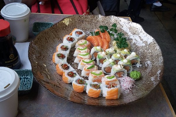 Big Catch Sushi ?w=600&h=400&s=1