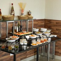 Buffet counter