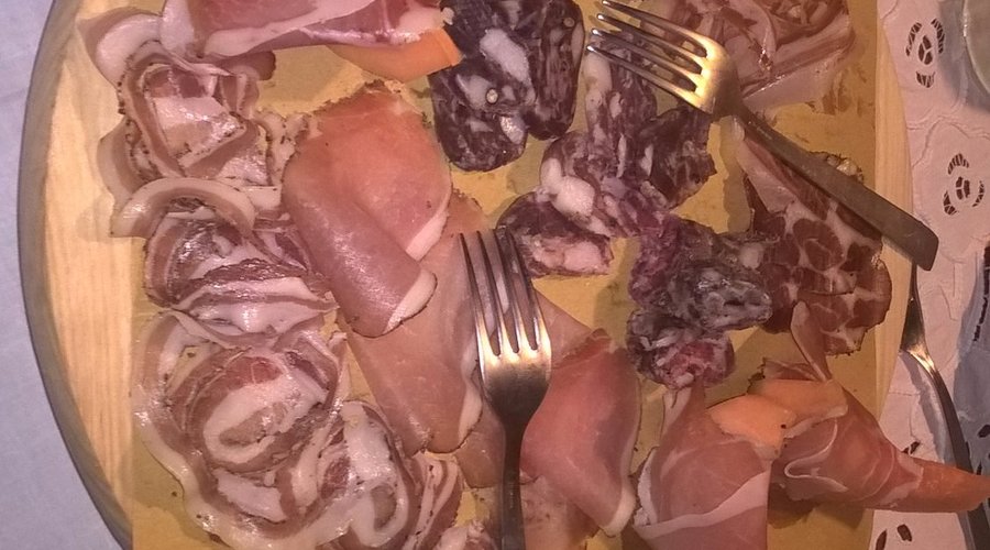 Uno degli innumerevoli antipasti!