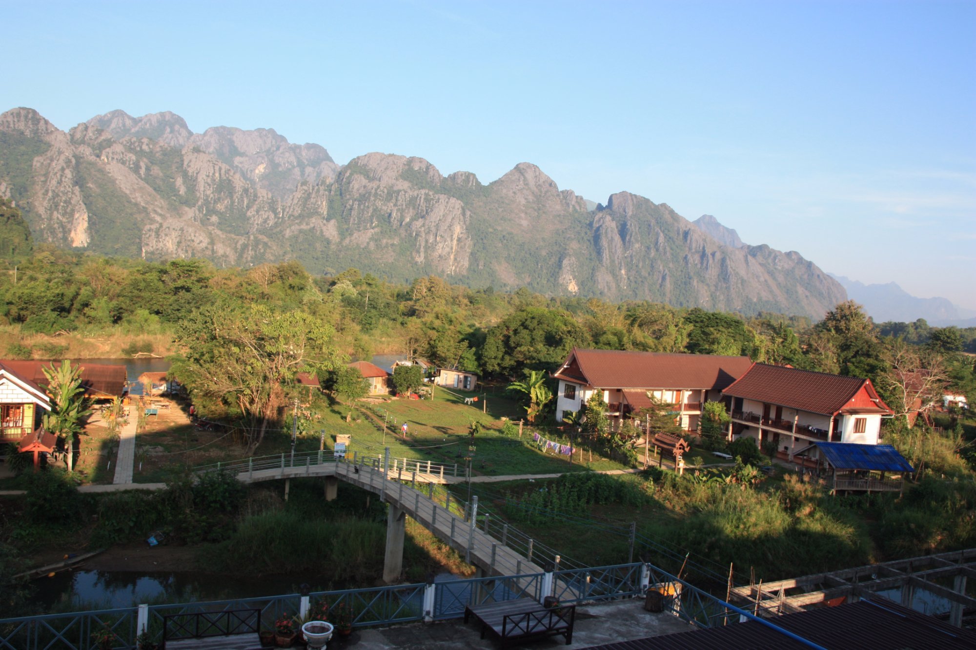 Vangvieng Sisavang Mountain View Hotel image