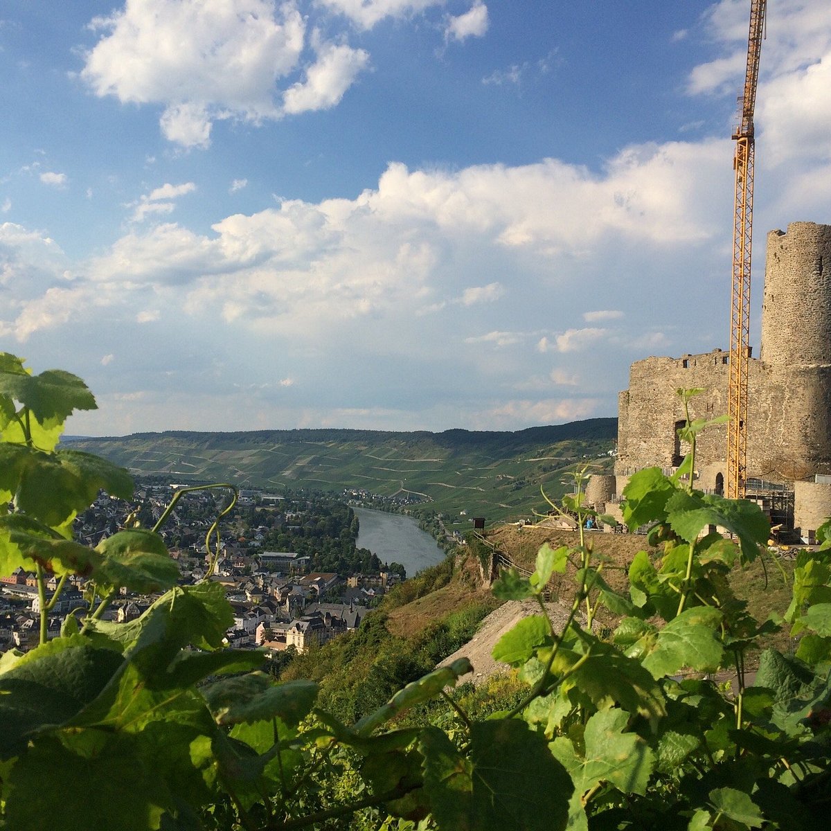 Burgruine-Landshut, Бернкастель-Кус: лучшие советы перед посещением -  Tripadvisor