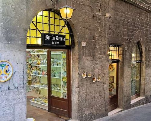 pedal antes de Volverse THE 10 BEST Perugia Shopping Centers & Stores - Tripadvisor