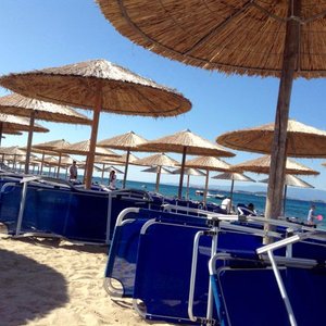 La spiaggia attrezzata dell'Anemos